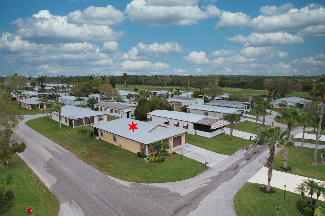 13990 Zorzal Avenue, Fort Pierce, FL 34951 Photo