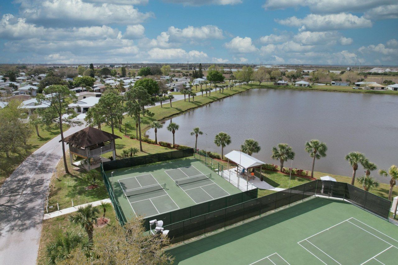 13990 Zorzal Avenue, Fort Pierce, FL 34951 Photo