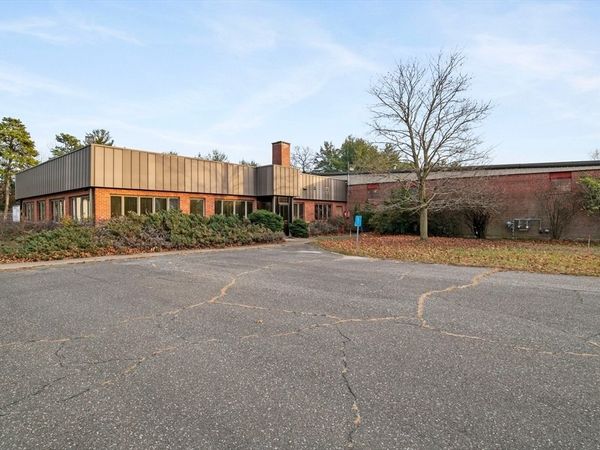 135 Apremont, Westfield, MA 01085