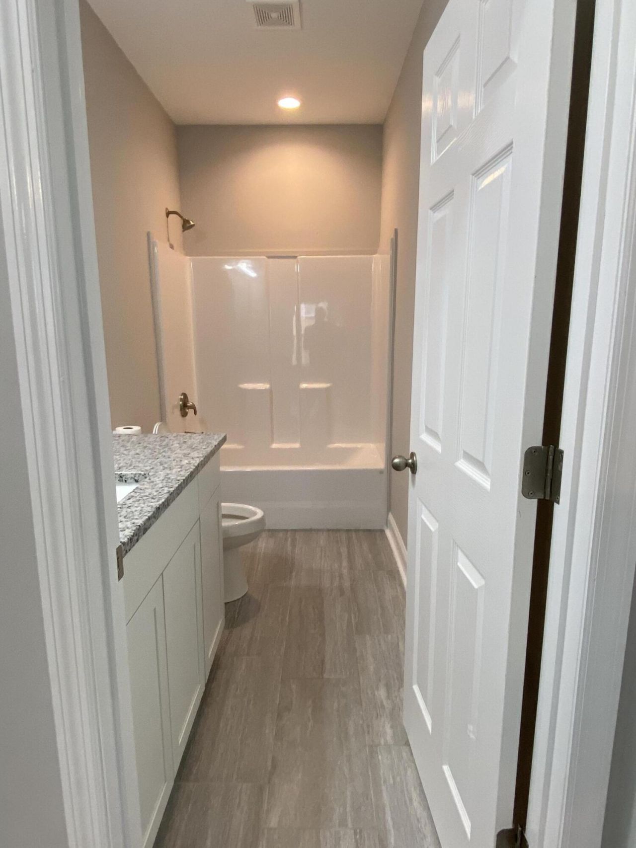 522 Miracle Drive Photo 14