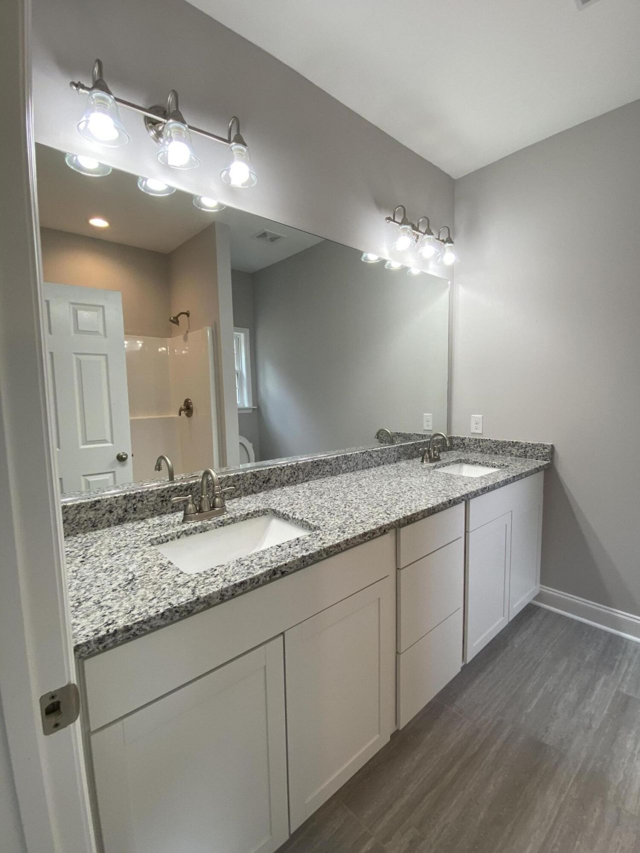 522 Miracle Drive Photo 23