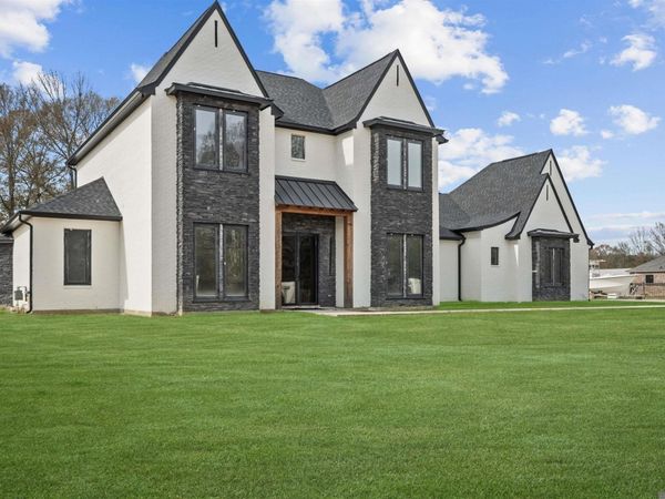 15301 Joor Rd, Zachary, LA 70791