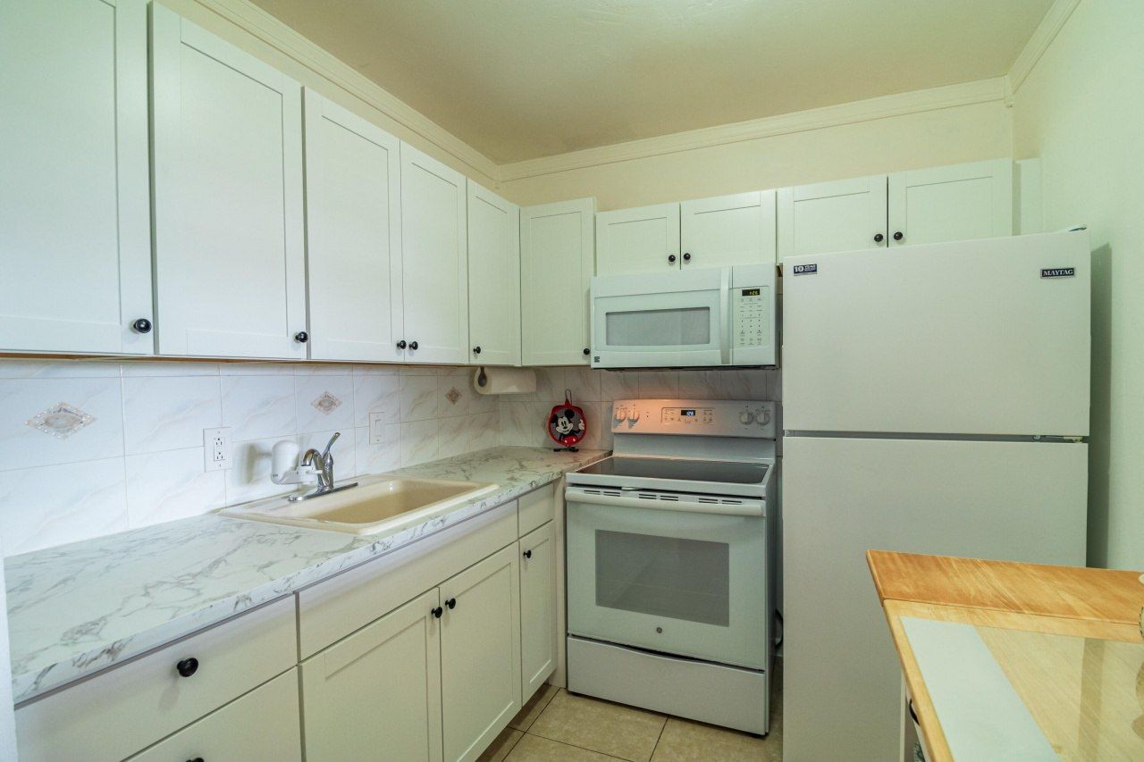 120 Northampton, Unit F, West Palm Beach, FL 33417 Photo