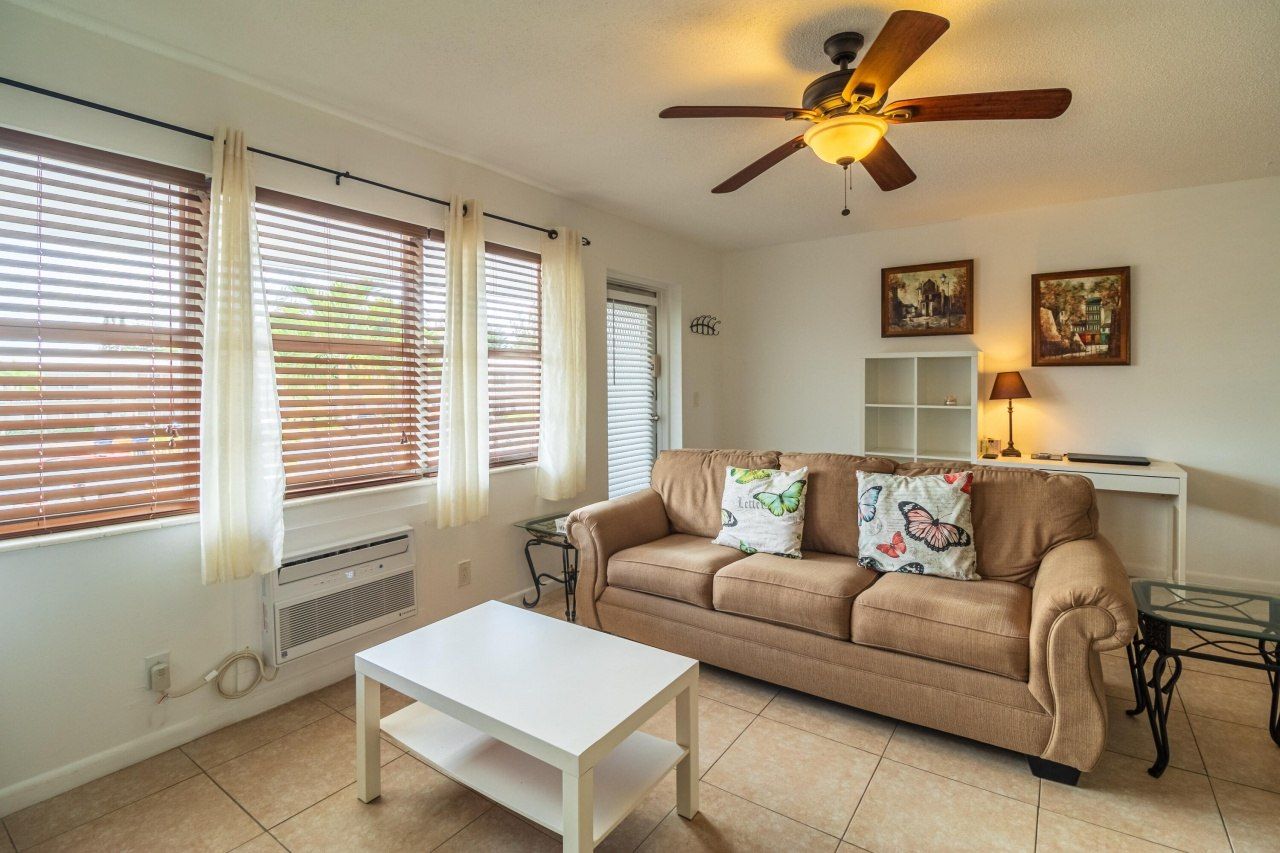 120 Northampton, Unit F, West Palm Beach, FL 33417 Photo