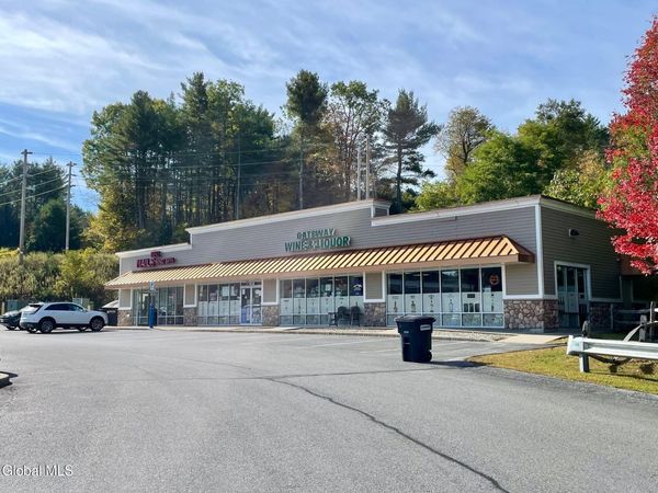 10 LG Plaza Road, Lake George, NY 12845