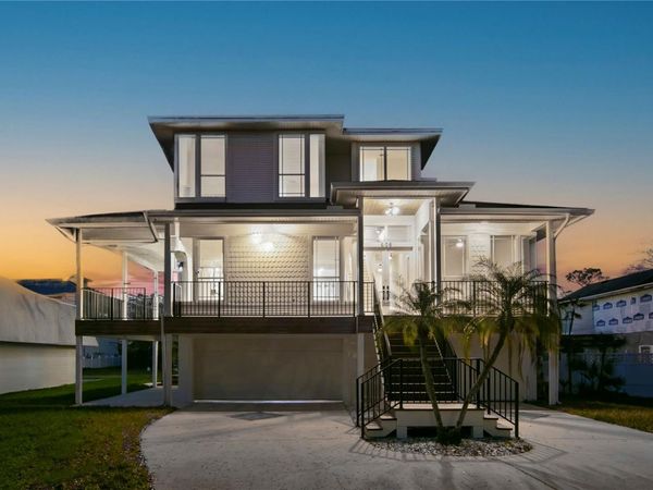 606 INDIANA AVENUE, CRYSTAL BEACH, FL 34681