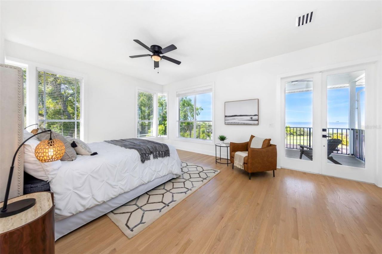606 Indiana Avenue, Crystal Beach, FL 34681 Photo