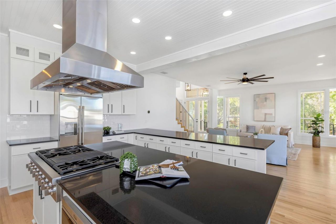 606 Indiana Avenue, Crystal Beach, FL 34681 Photo