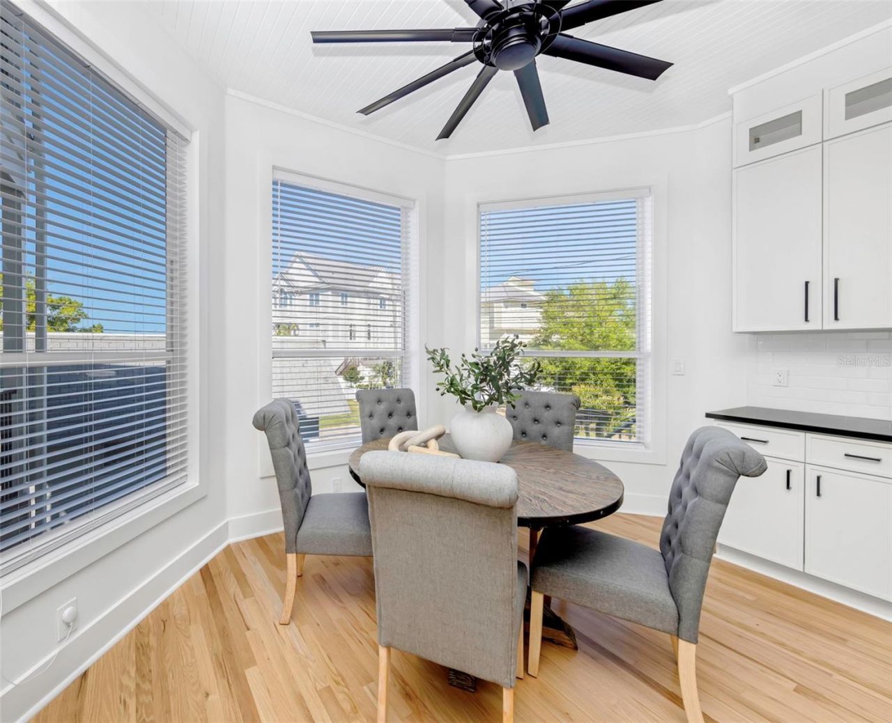 606 Indiana Avenue, Crystal Beach, FL 34681 Photo