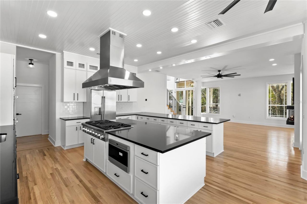 606 Indiana Avenue, Crystal Beach, FL 34681 Photo