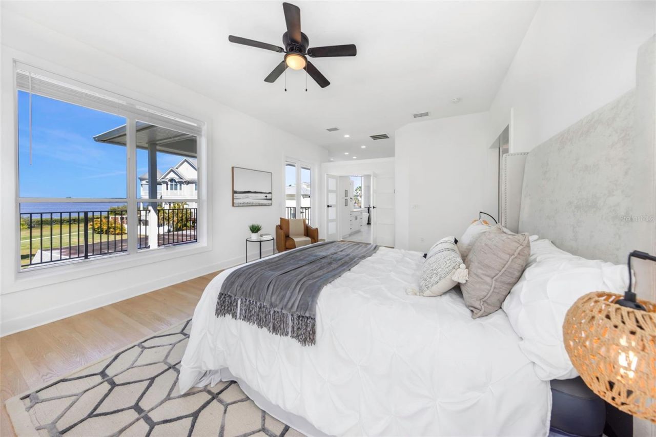 606 Indiana Avenue, Crystal Beach, FL 34681 Photo