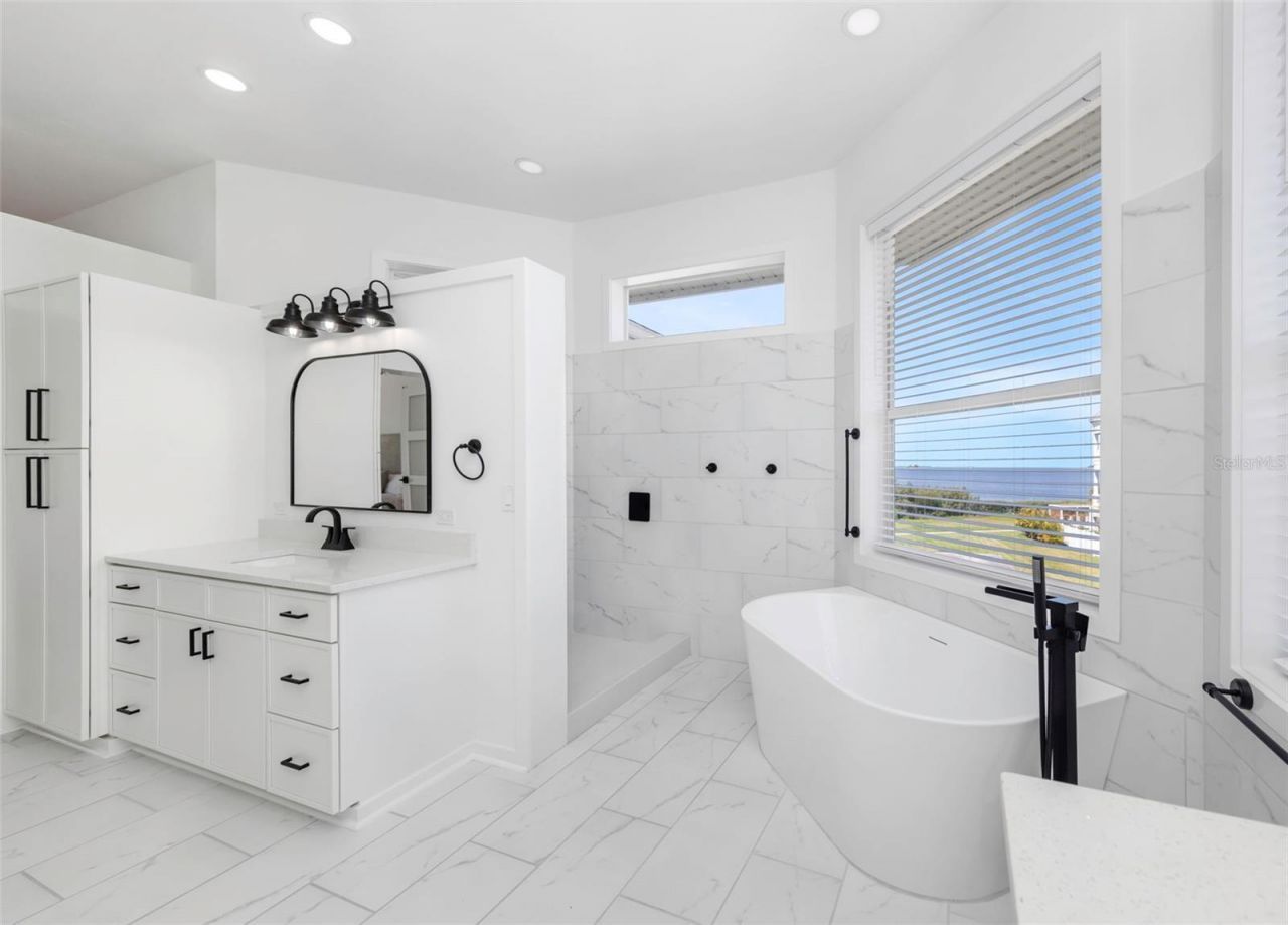 606 Indiana Avenue, Crystal Beach, FL 34681 Photo