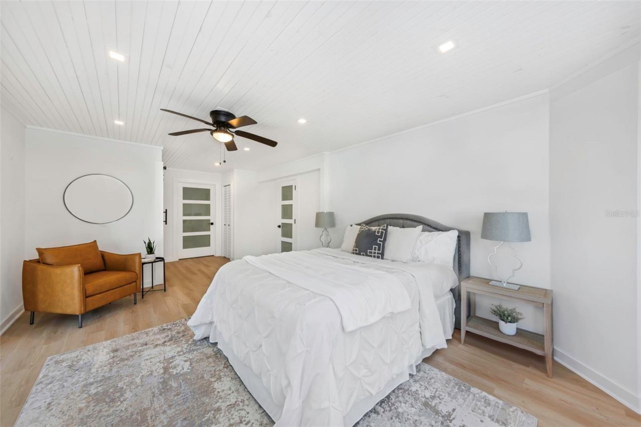606 Indiana Avenue, Crystal Beach, FL 34681 Photo