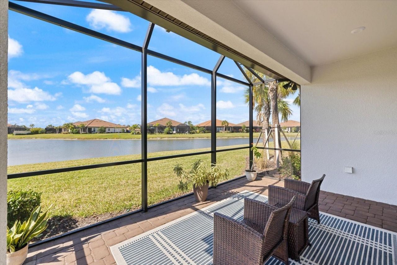 10823 Seasons Way, Palmetto, FL 34221 Photo