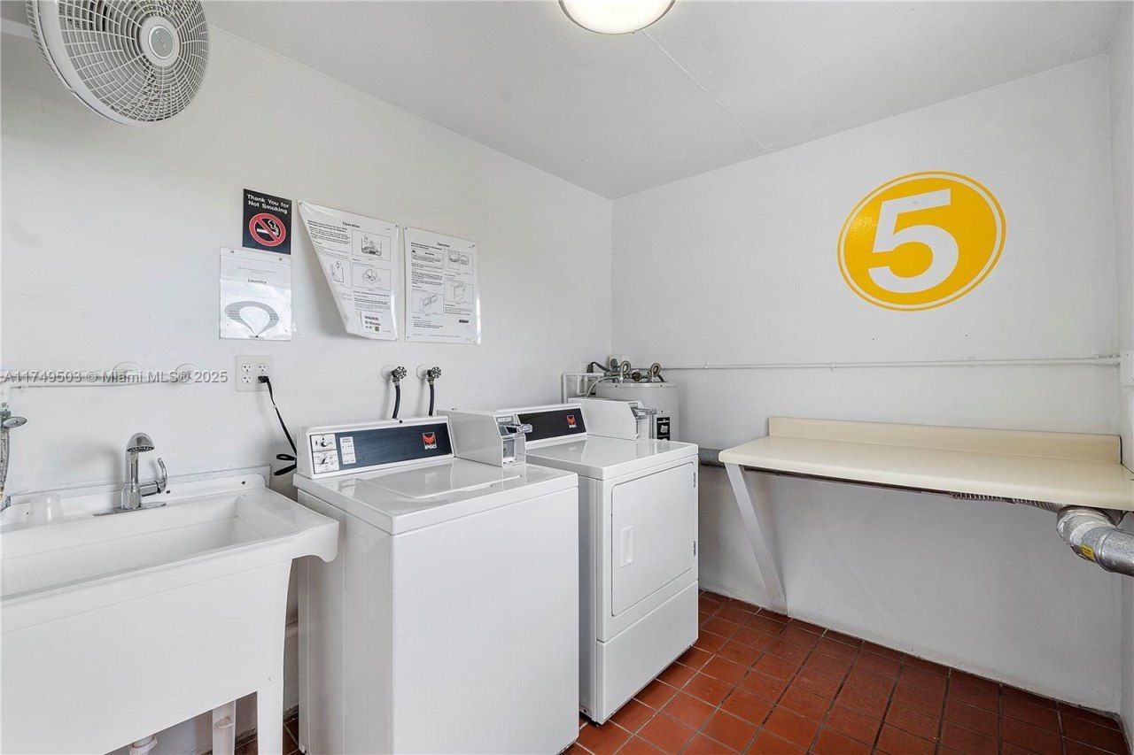 4800 Hillcrest Ln, Unit 514, Hollywood, FL 33021 Photo