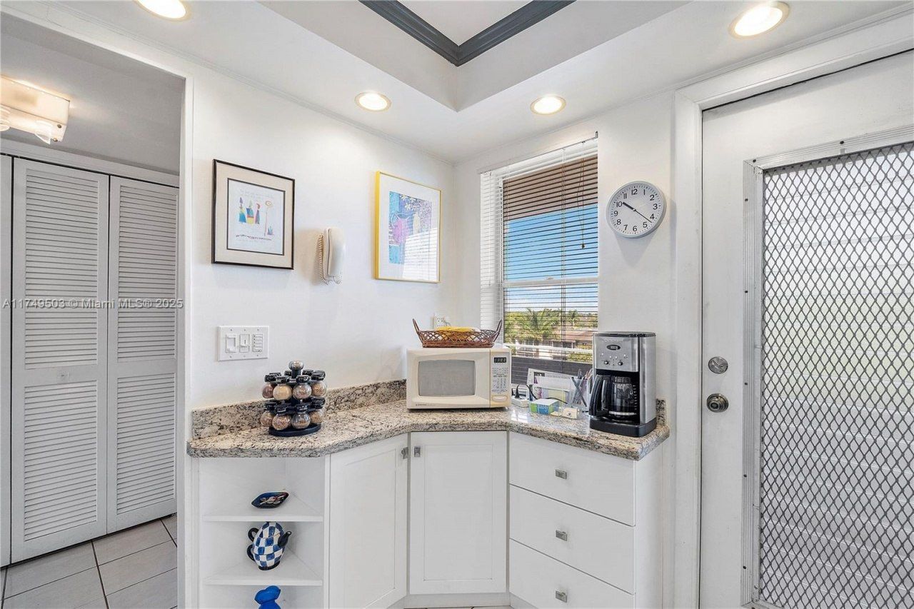 4800 Hillcrest Ln, Unit 514, Hollywood, FL 33021 Photo