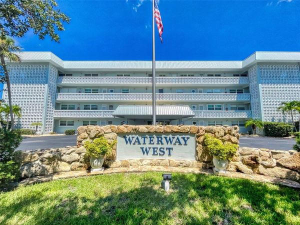 315 N CAUSEWAY, Unit 405, NEW SMYRNA BEACH, FL 32169