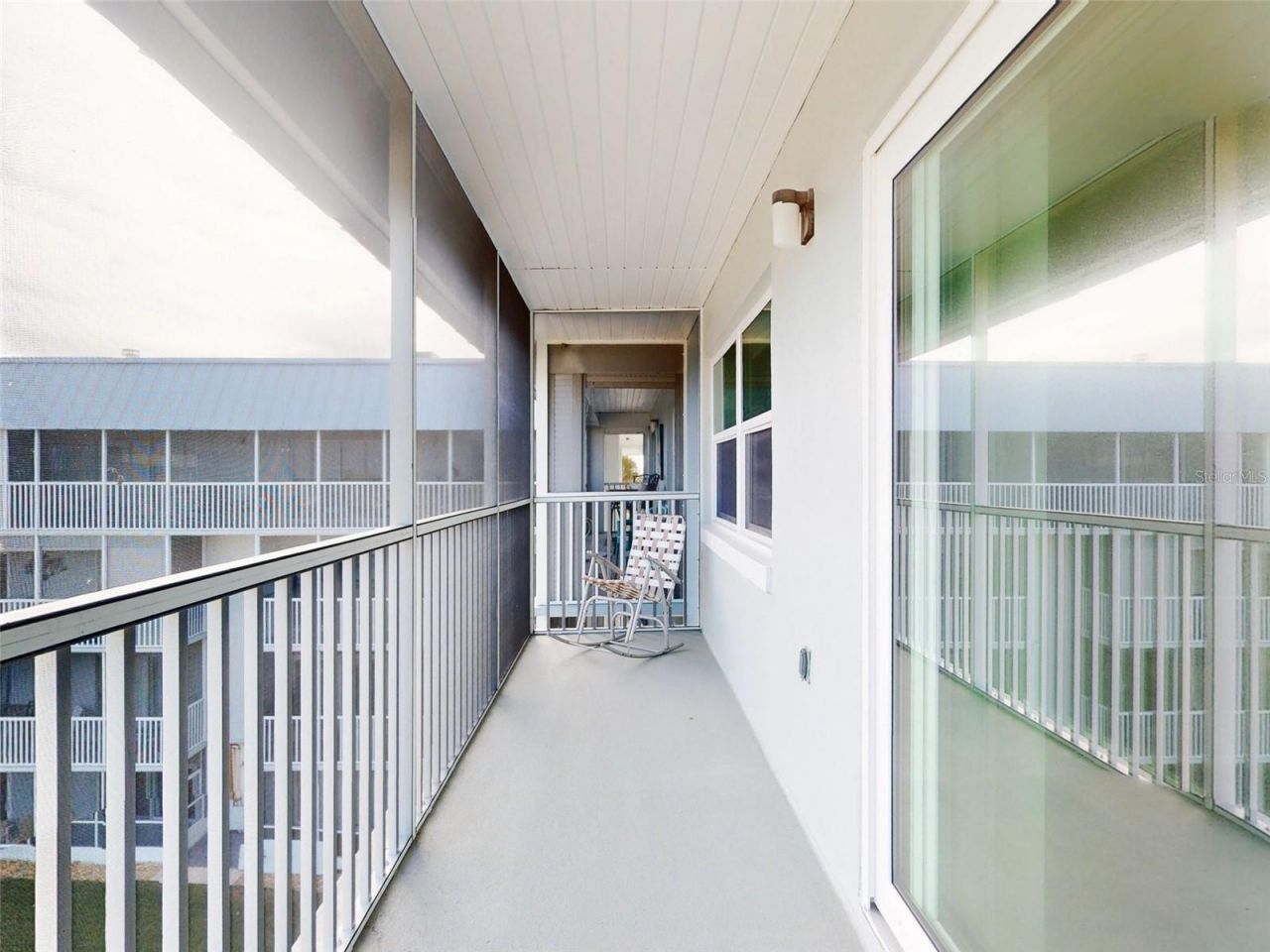315 N Causeway, Unit 405, New Smyrna Beach, FL 32169 Photo