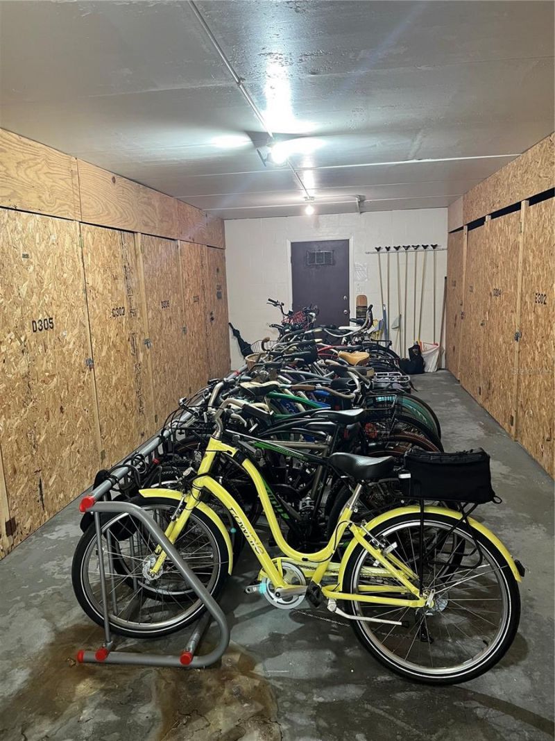 315 N Causeway, Unit 405, New Smyrna Beach, FL 32169 Photo