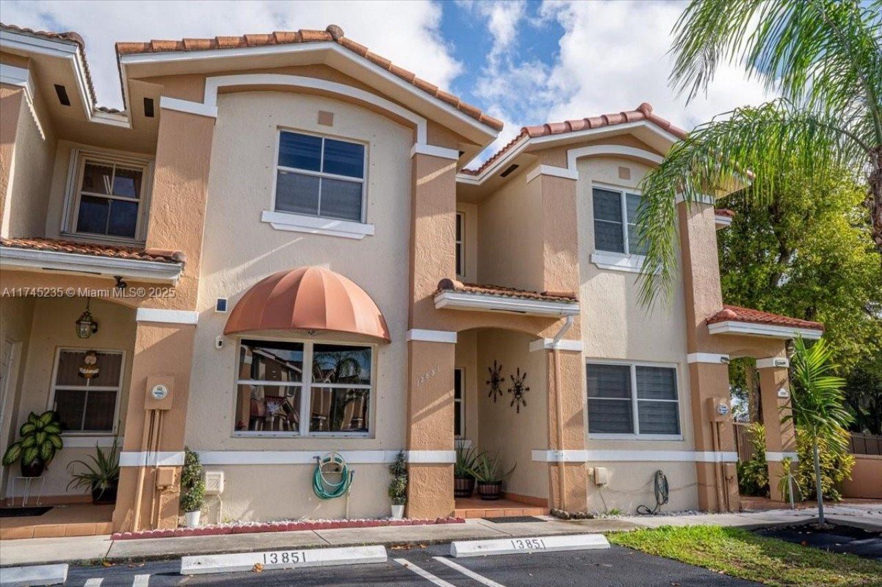13851 SW 62nd Ter, Unit 13851, Miami, FL 33183 Photo