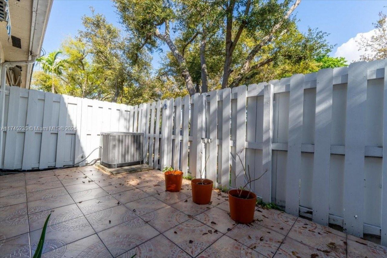 13851 SW 62nd Ter, Unit 13851, Miami, FL 33183 Photo