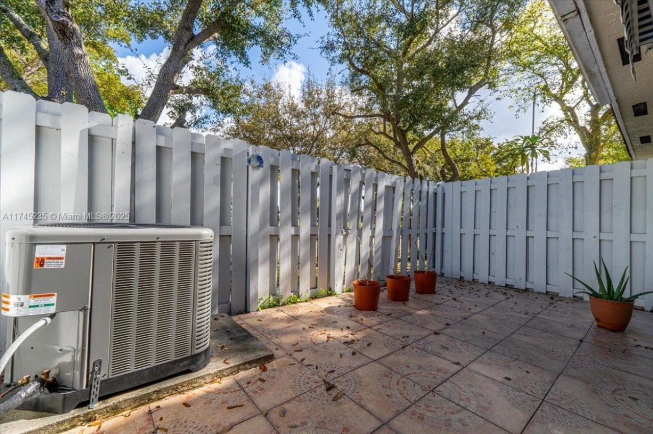 13851 SW 62nd Ter, Unit 13851, Miami, FL 33183 Photo