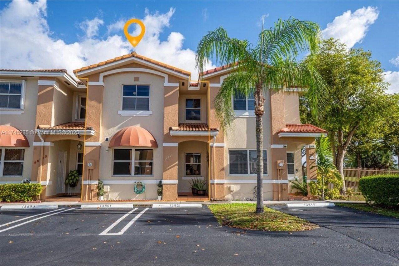 13851 SW 62nd Ter, Unit 13851, Miami, FL 33183 Photo
