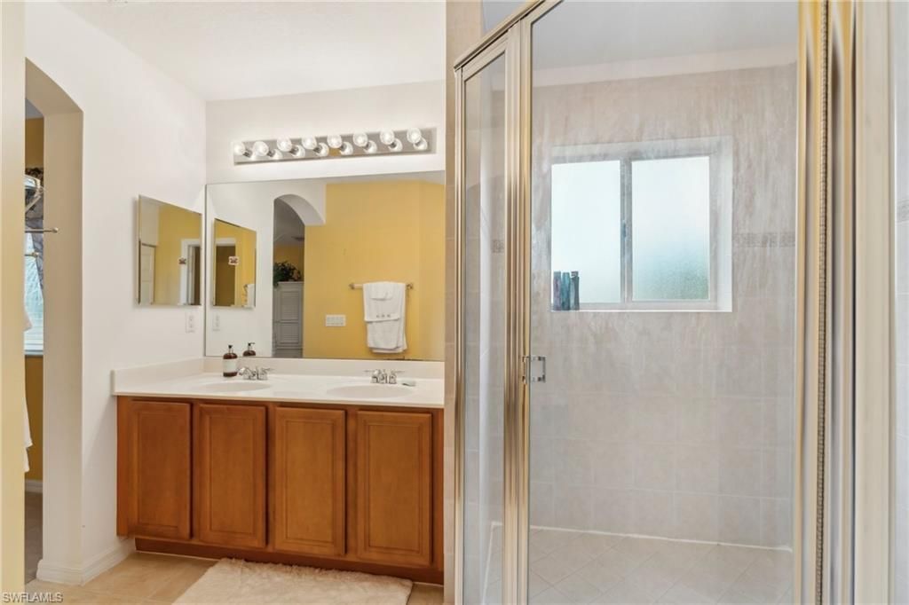 3327 Dandolo Cir, Cape Coral, FL 33909 Photo