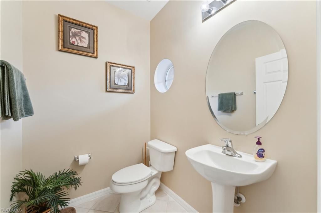 3327 Dandolo Cir, Cape Coral, FL 33909 Photo