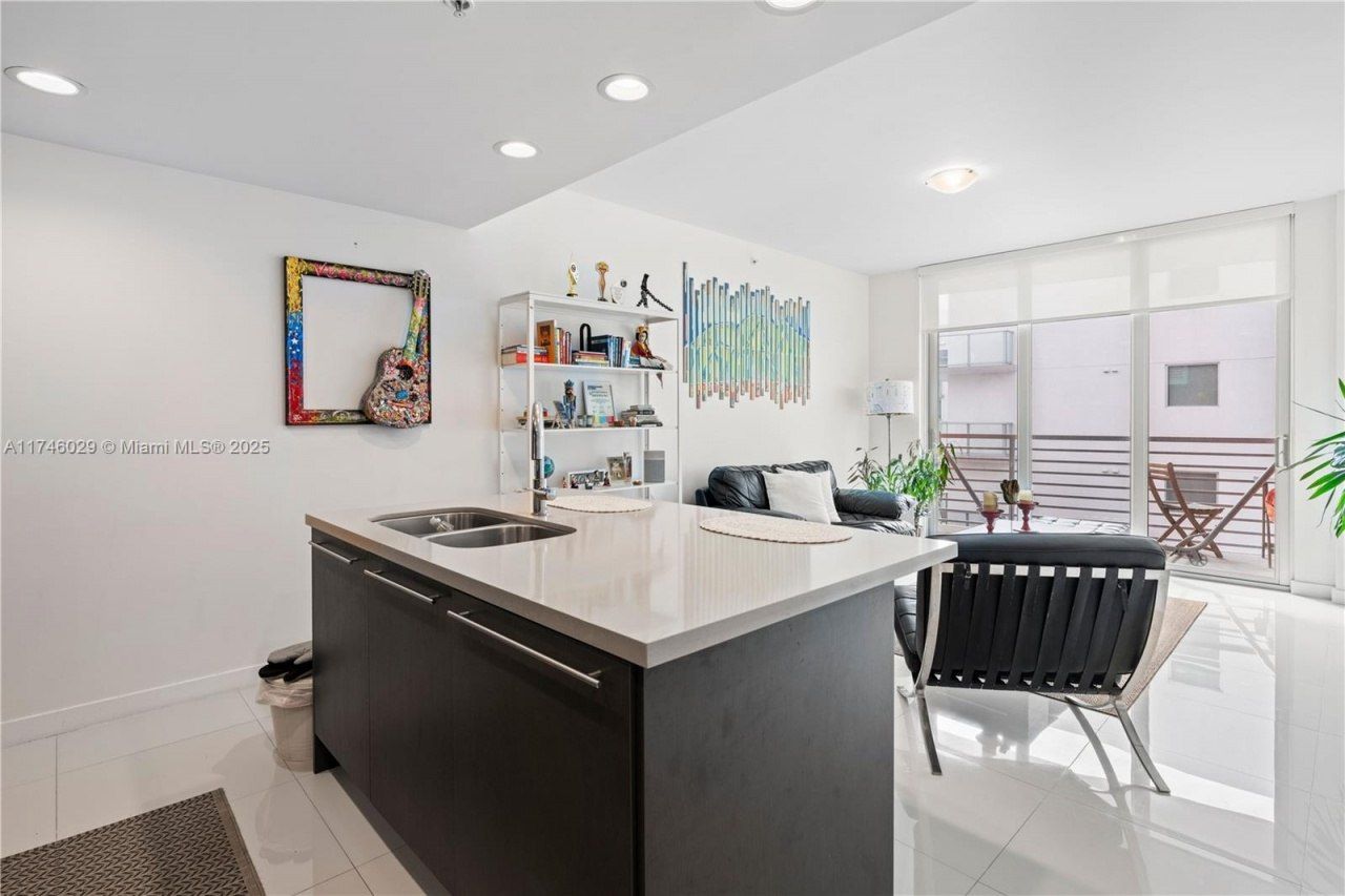 7875 NW 107th, Unit 705, Doral, FL 33178 Photo