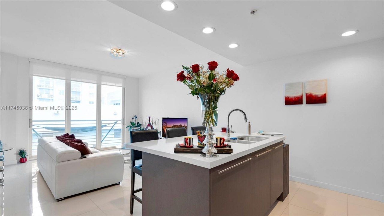 7875 NW 107th Ave, Unit 511, Doral, FL 33178 Photo