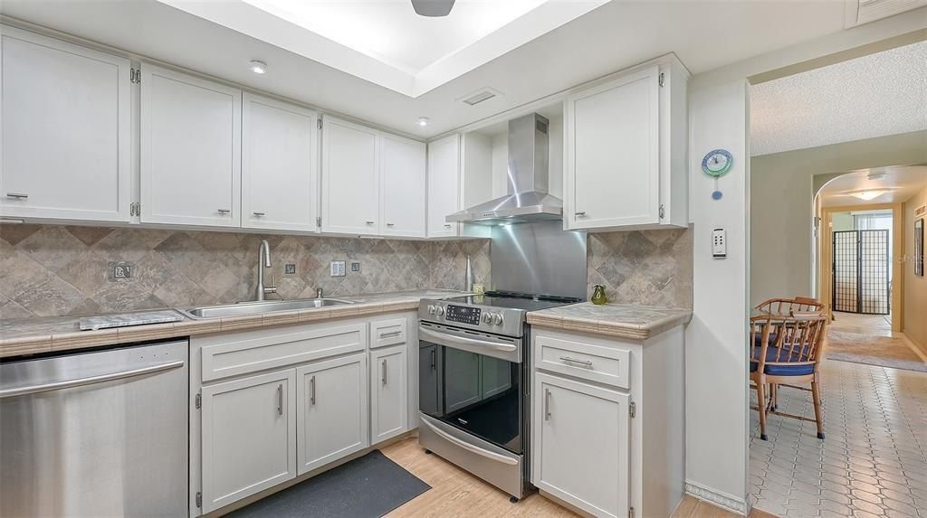 2301 Gulf Of Mexico Drive, Unit 33N, Longboat Key, FL 34228 Photo