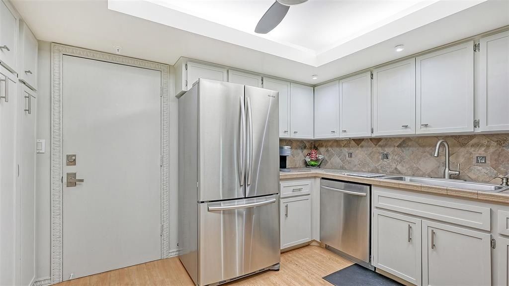 2301 Gulf Of Mexico Drive, Unit 33N, Longboat Key, FL 34228 Photo