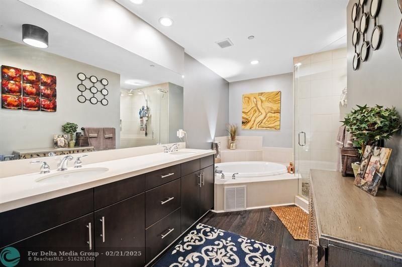 1127 NE 18th Avenue, Unit 1127, Fort Lauderdale, FL 33304 Photo