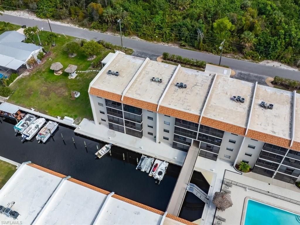 9395 Pennsylvania Ave, Unit 7, Bonita Springs, FL 34135 Photo