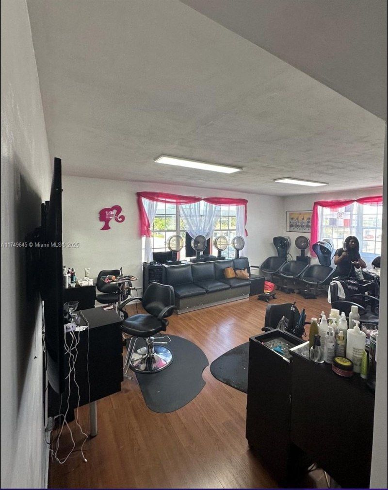 6400 & 6402 Pembroke Rd, Miramar, FL 33023 Photo