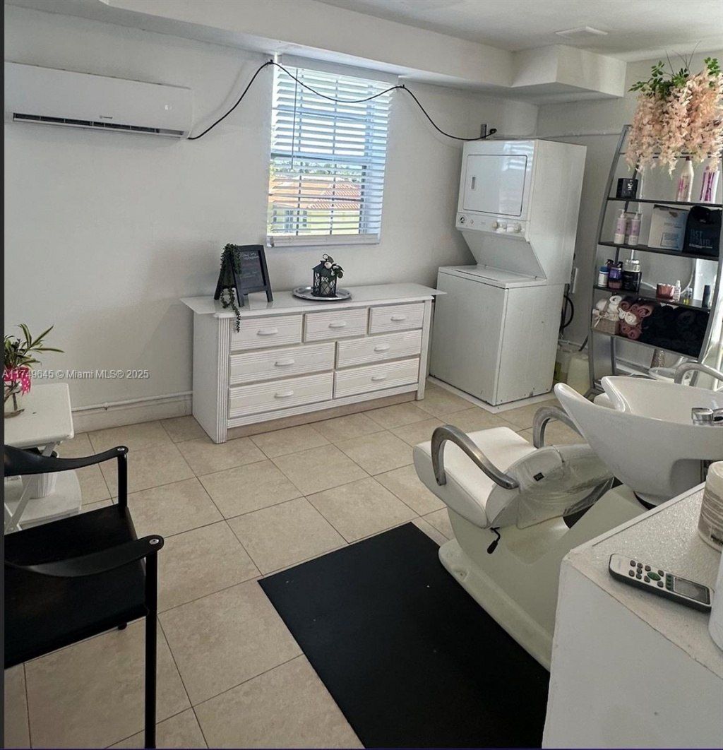 6400 & 6402 Pembroke Rd, Miramar, FL 33023 Photo