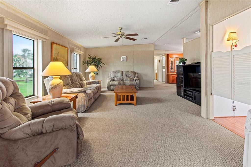 135 Hummingbird Avenue, Ellenton, FL 34222 Photo