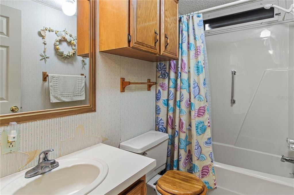 135 Hummingbird Avenue, Ellenton, FL 34222 Photo