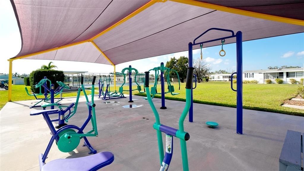 135 Hummingbird Avenue, Ellenton, FL 34222 Photo