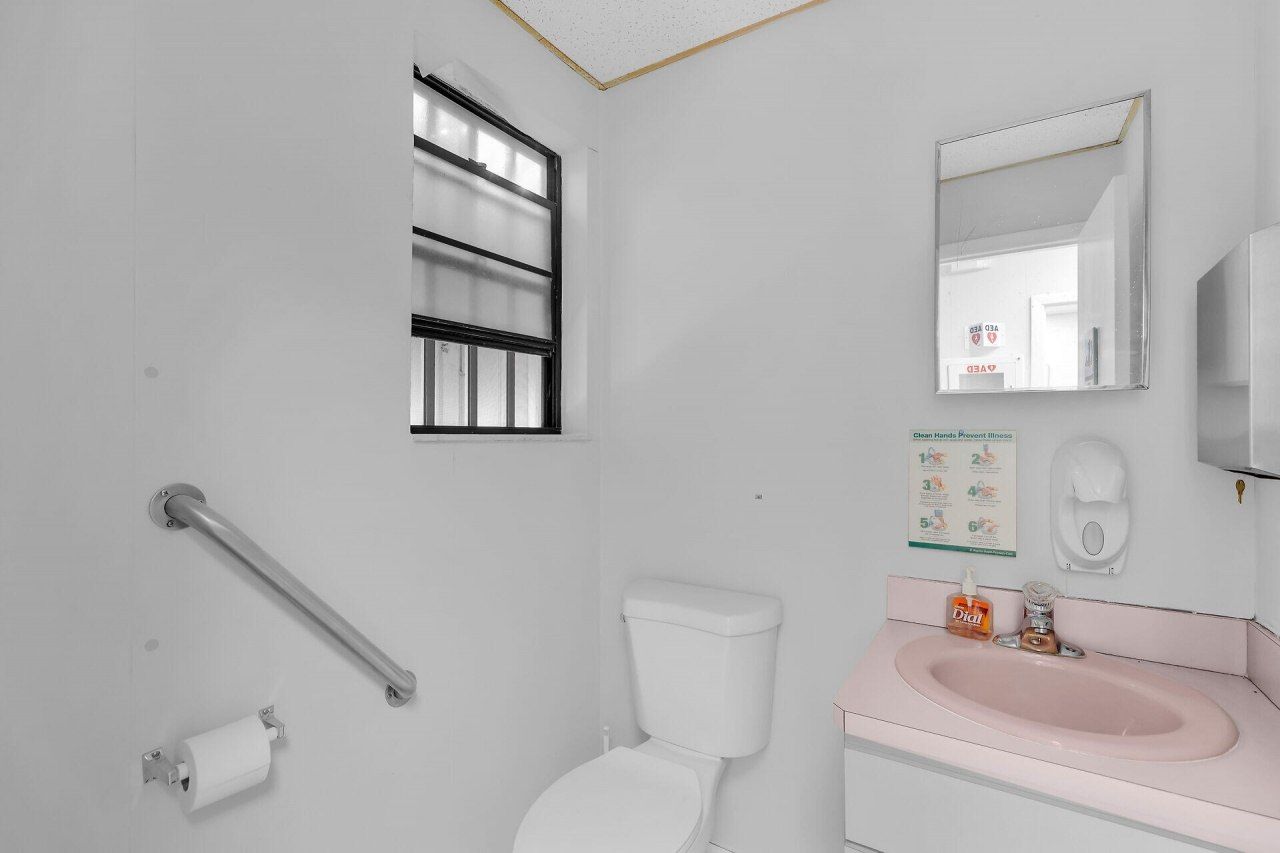 5701 Overseas Hwy 10, Marathon, FL 33050 Photo