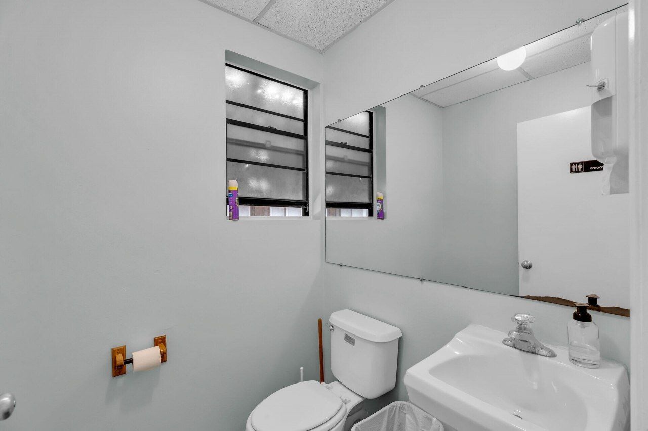 5701 Overseas Hwy 10, Marathon, FL 33050 Photo