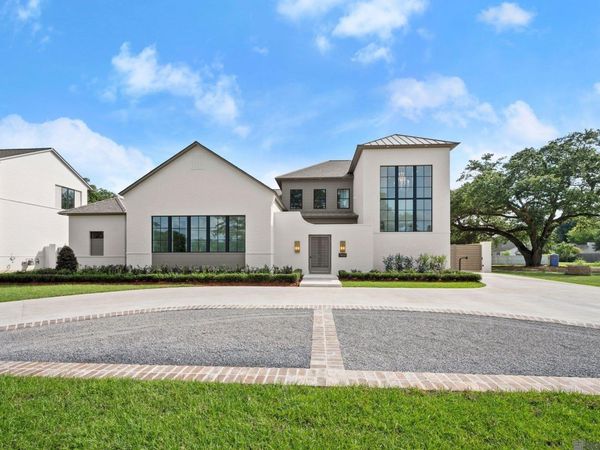 7855 Highland Rd, Baton Rouge, LA 70808