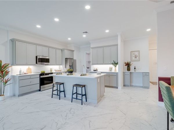 1805 Bridgepointe Circle, Unit 2, Vero Beach, FL 32967