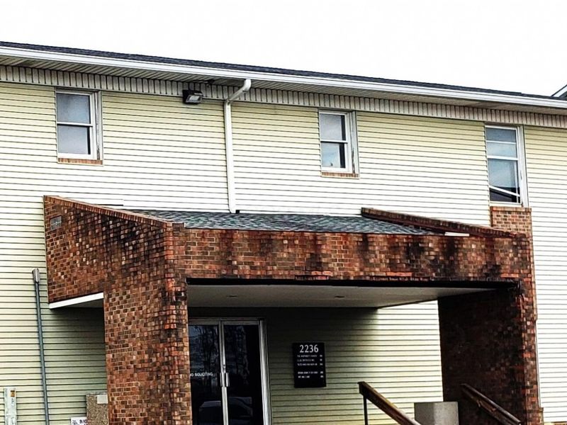 2236 S Hamilton Road, Columbus, OH 43232 Photo 1