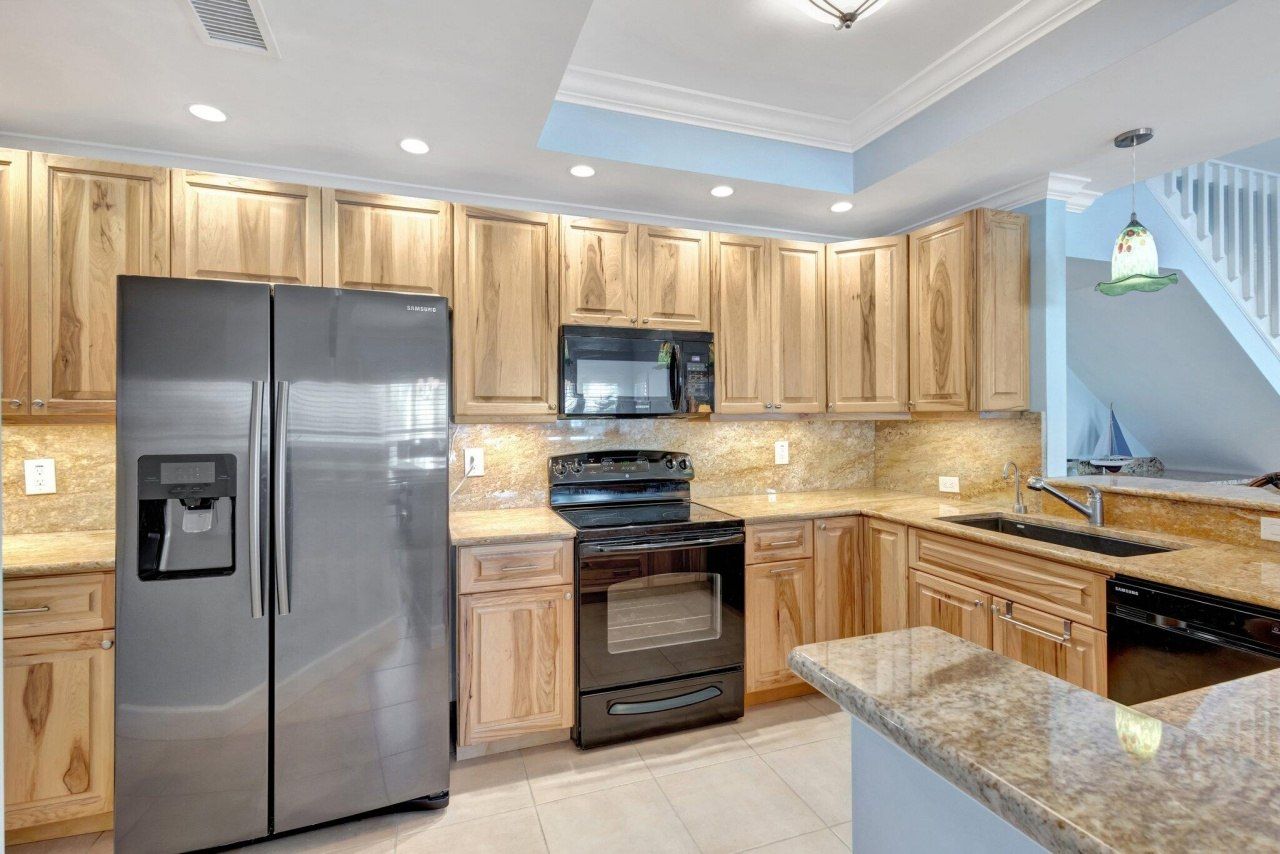 2470 Harbour Cove Drive, Hutchinson Island, FL 34949 Photo