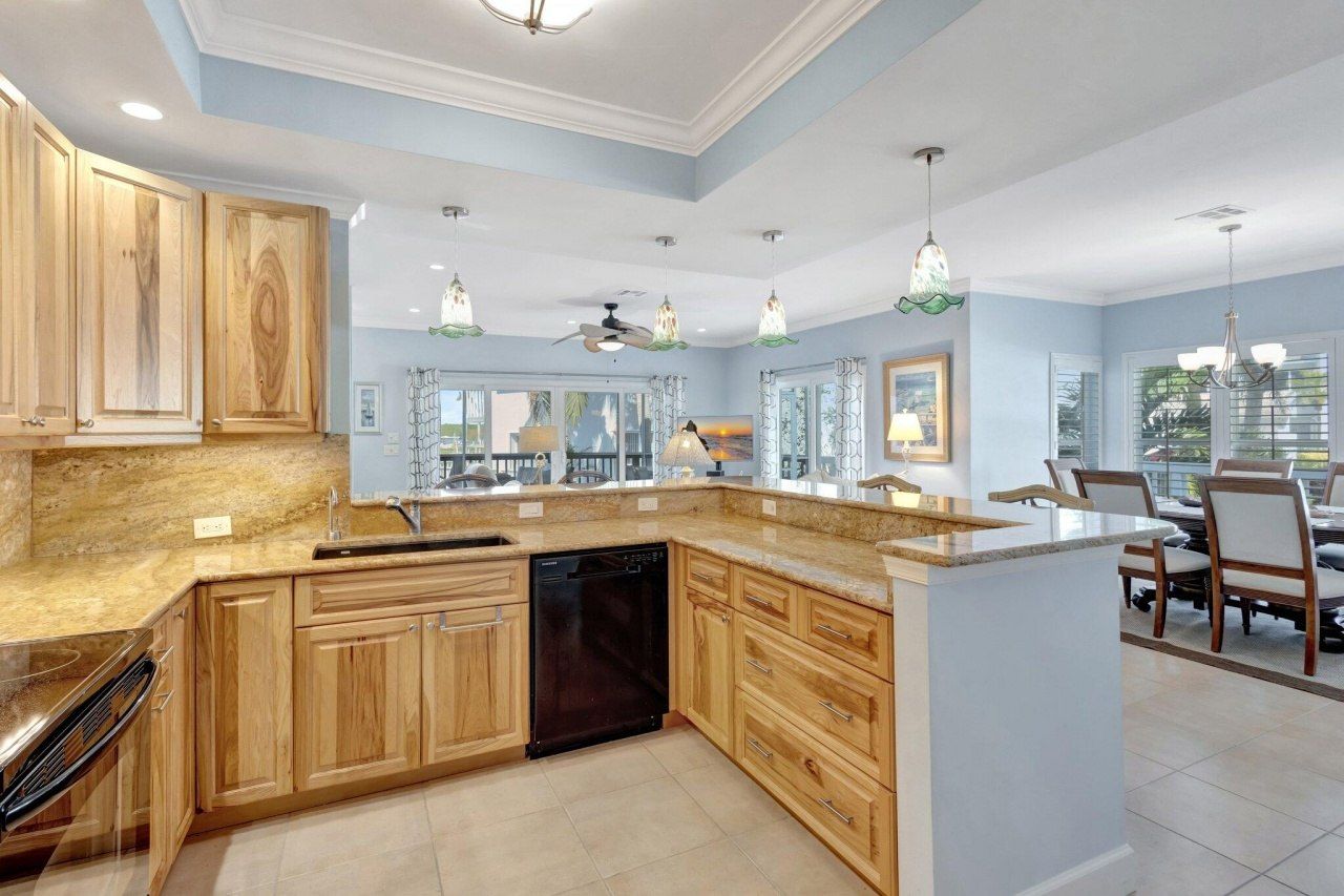 2470 Harbour Cove Drive, Hutchinson Island, FL 34949 Photo