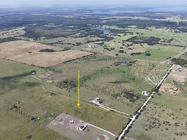 Lot 25 NW County 2170 Road, Barry, TX 75102