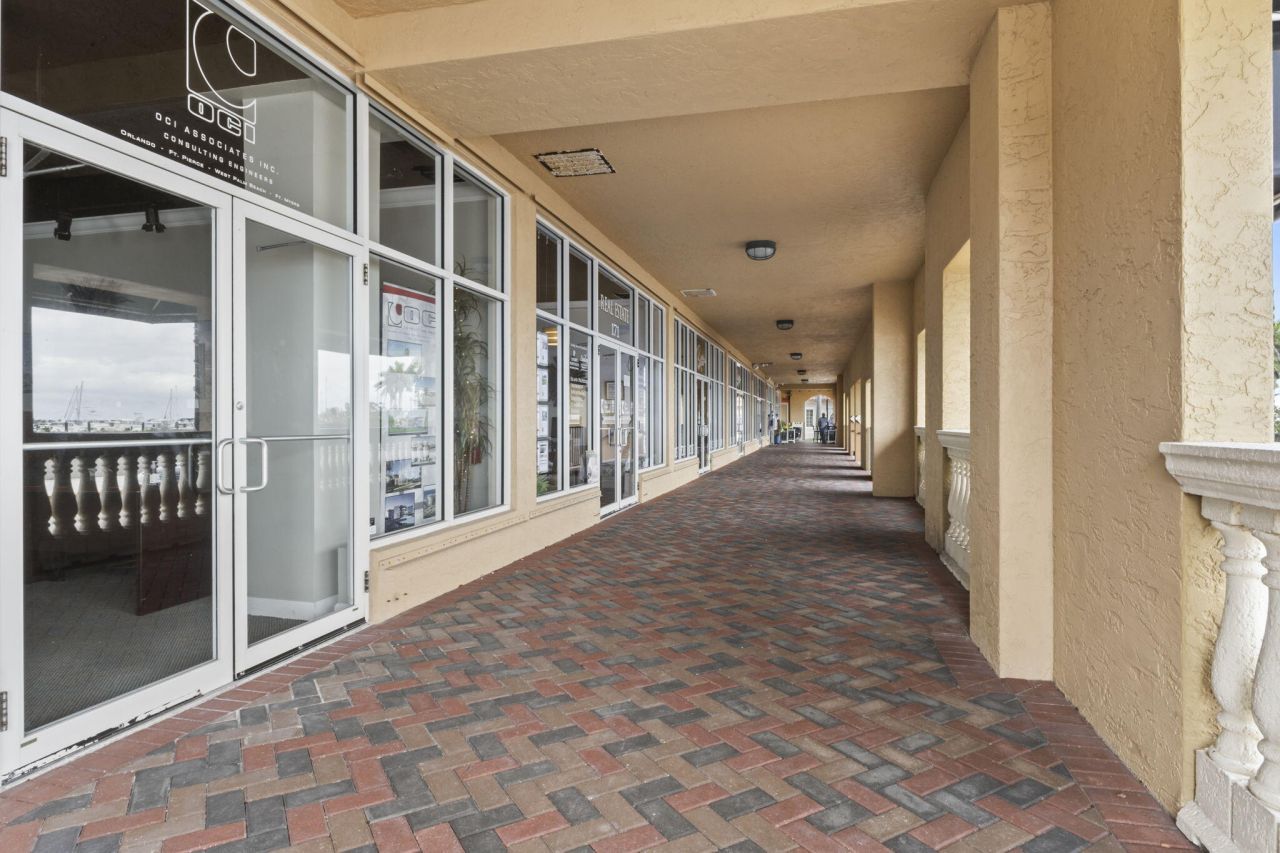 131 Melody 102 Lane, Unit 102, Fort Pierce, FL 34950 Photo