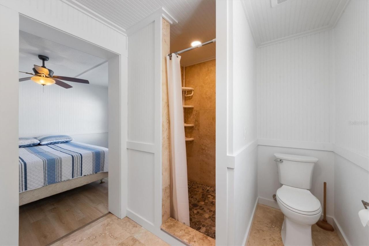 2408 Avenue B, Bradenton Beach, FL 34217 Photo